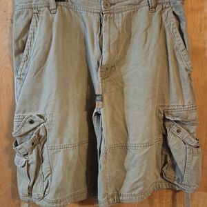 Aeropostale Tan Cargo Shorts Relaxed Fit